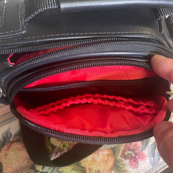 Kenneth Cole Reaction R-tech Camera Photo Video Equip Bag Adjustable Strap Case - Picture 10 of 10